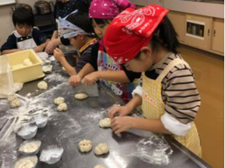 ���q�l���劽�}��