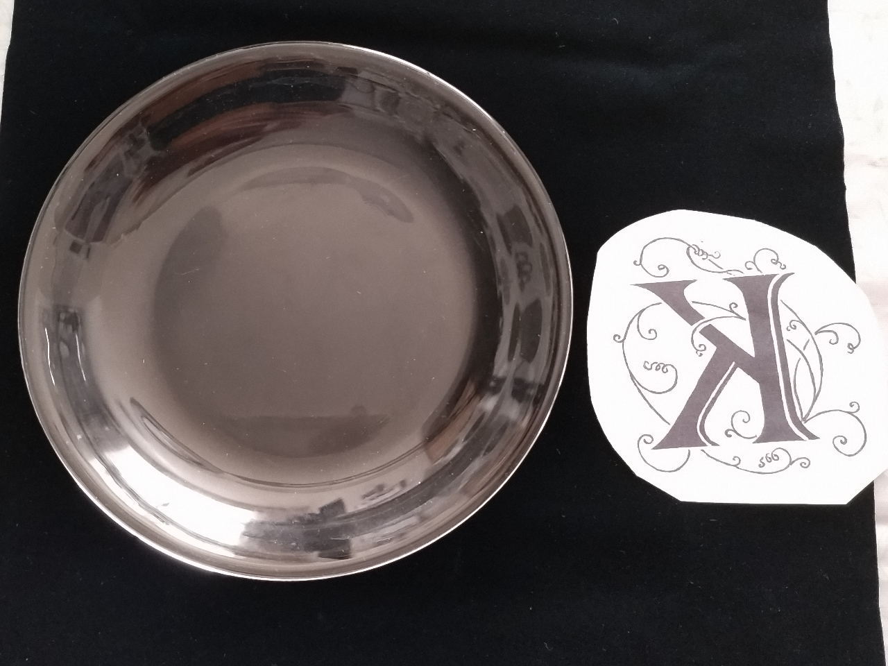 ʂ璤\ʂ݂̂ŁA}Ă͔]Ă܂B