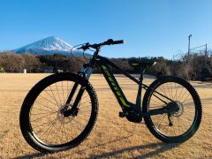 話題の電動アシスト付きマウンテンバイクで、普段疲れてしまう上りもスイスイ!疲れ知らずで楽しむことができます!