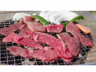 白老牛は広大な大地の恵みと比較的温暖な気候、清らかな水で育つ黒毛和牛です。