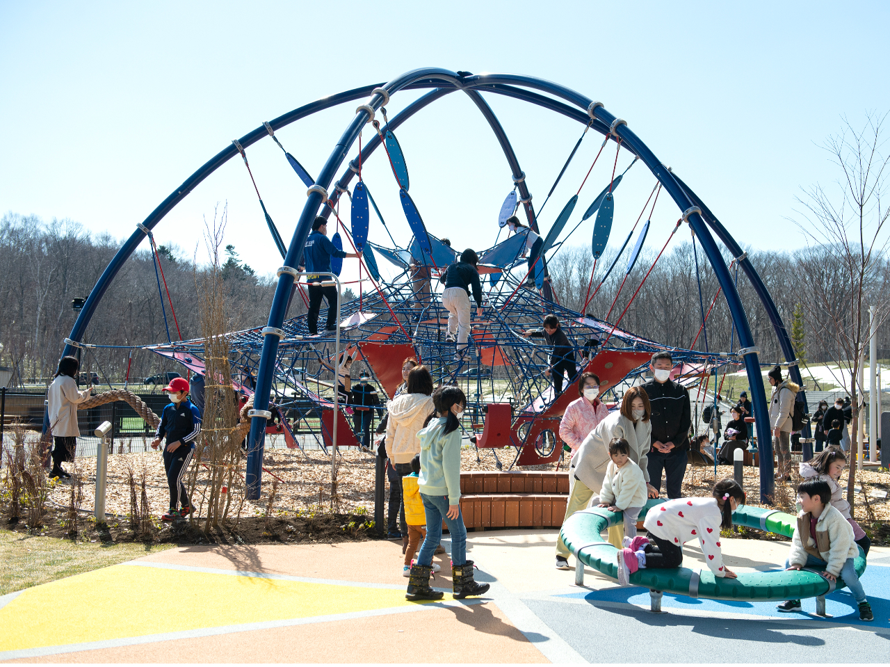 �u���|�r�^���L�b�Y PLAYLOT by Bornelund�v�́A����6�������珬�w���܂ł̂��q���܂��y���߂邠���я�ł��B�@�����O�G���A�C���[�W