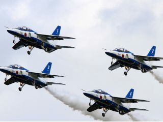 ブルーインパルス展示飛行予定 ※7月12日現在、展示飛行のスケジュールが未定の為ご覧いただけない場合がございます。