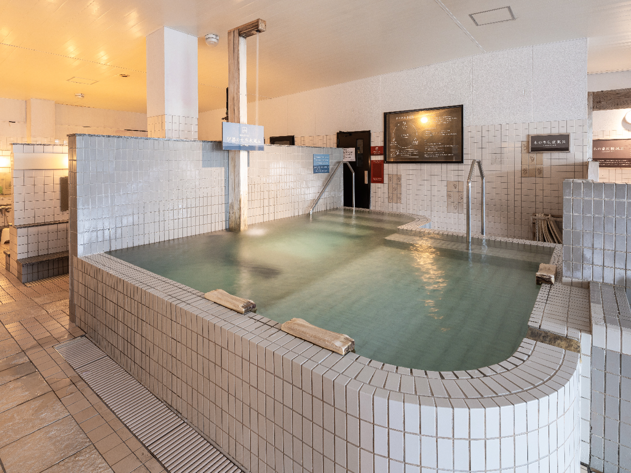 ・水風呂 ※写真は男性の水風呂です。