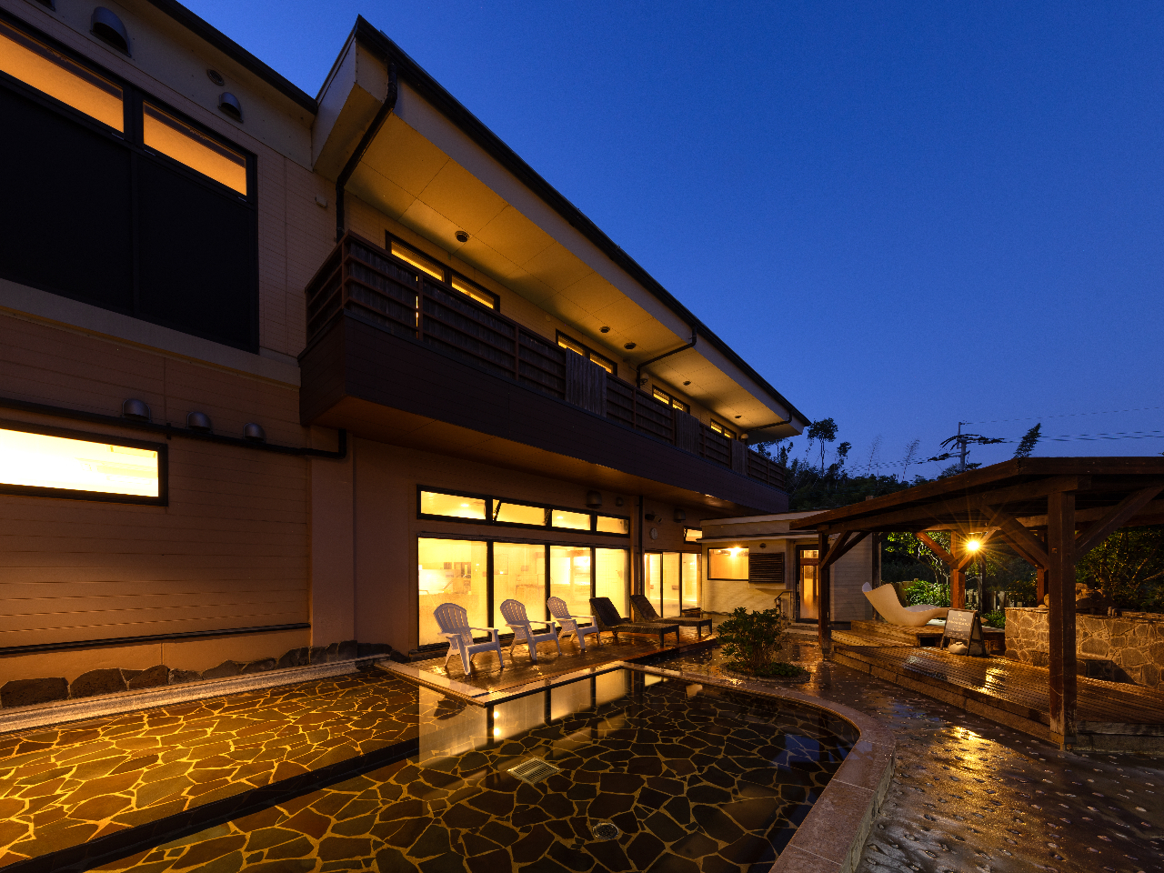 �I�V���C�B�O�C���X�y�[�X���L���݂��Ă��܂��B