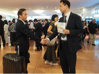 空港送迎、市内用車、貸し切り、関東関西、英語、日本語、香港語、関東語、北京語、オーケー