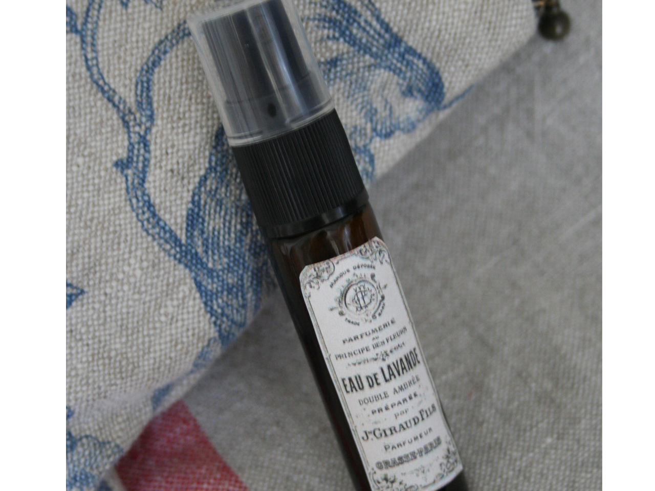 ボトルにお好みのラベルを貼ると、一層おしゃれ!