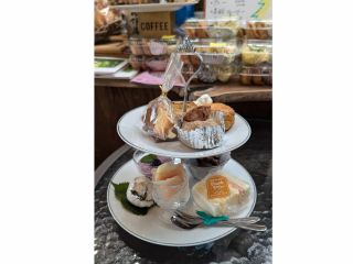 手作りサンドイッチやケーキなどお召し上がりいただけます♪