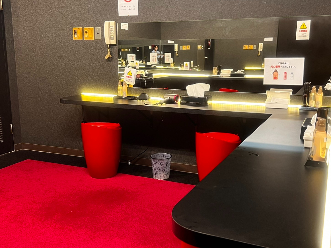 ɊLxȃAjeB@Vv[ERfBVi[E{fB\[vEtFCXEHbV/ϐEtEɂ̓CNƂ@