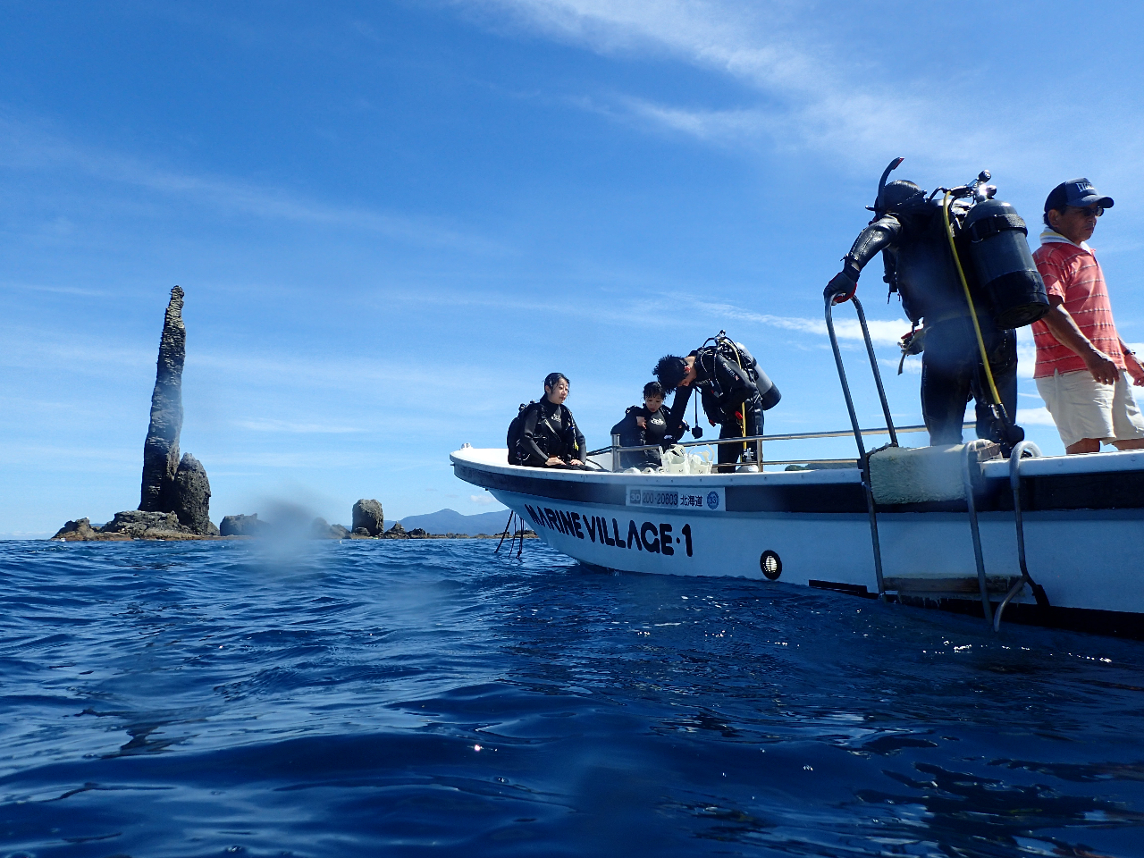 ボートから海底までロープがあるので、初心者でも安心して楽しめます。水中画像・動画も無料でプレゼント致します。
