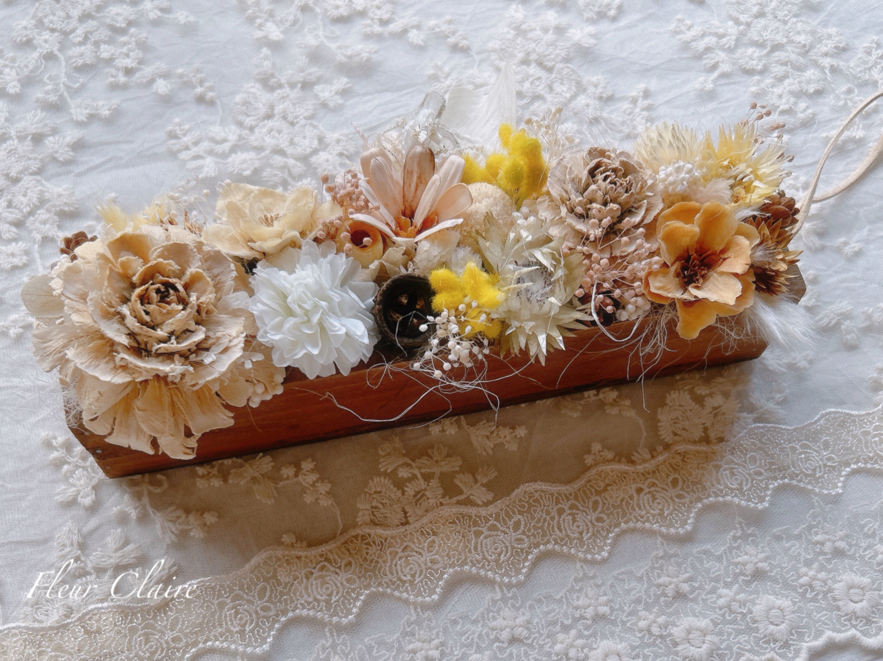 SALE 木箱アレンジ 木の実 A2210930001.png