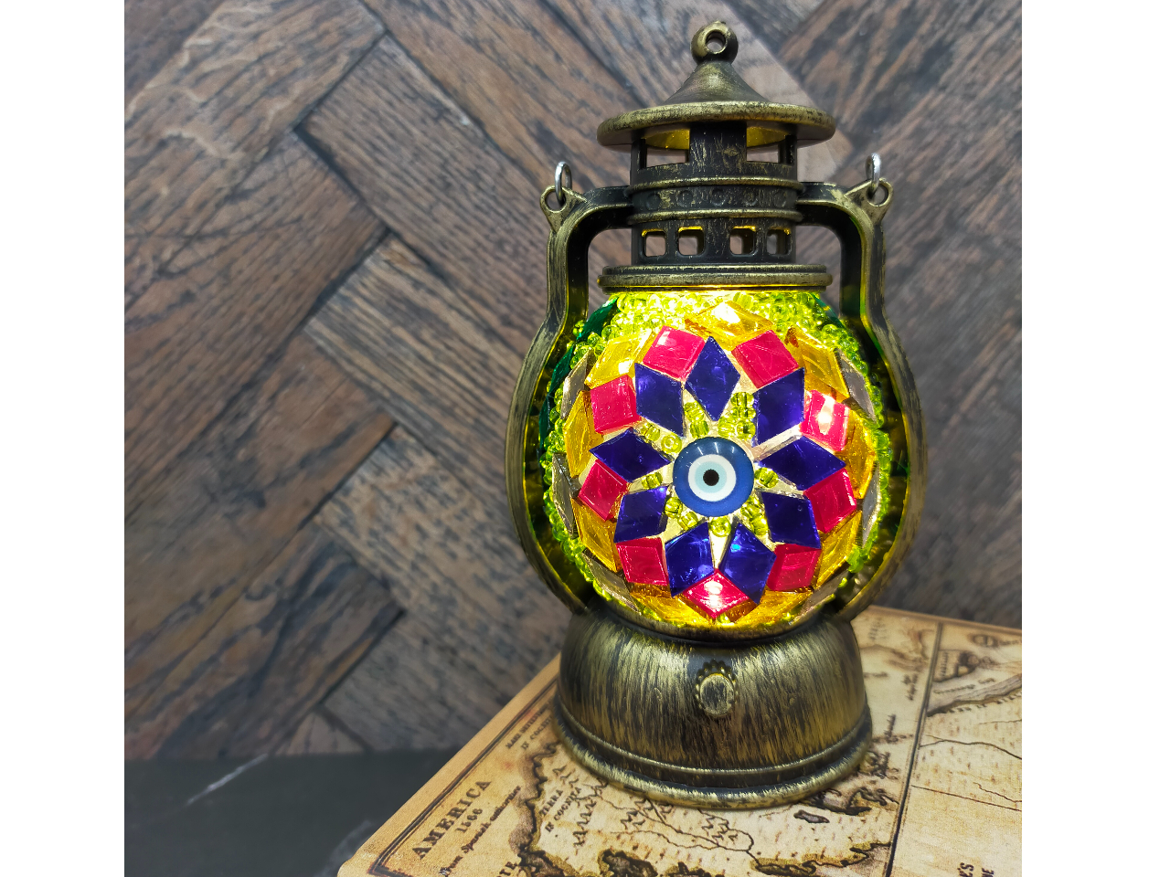 モザイクガラスランタ作り