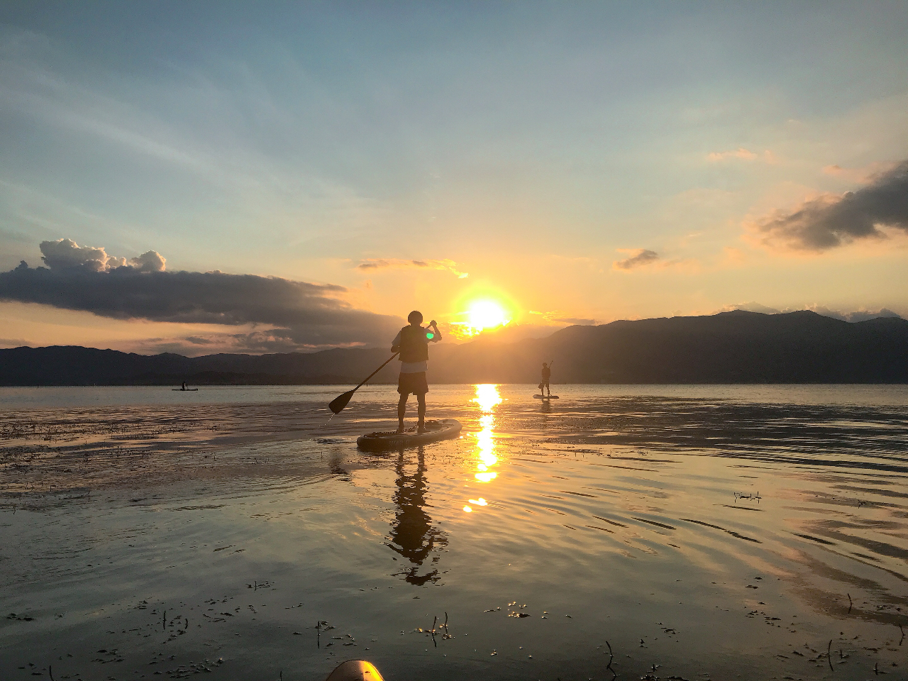 【一点もの】　ウィービング タペストリー 『湖の詩を聴く日。b.』 hellootsu今週の1枚❣️📸］ 大津市在住プロカメラマン📸別所隆弘さん