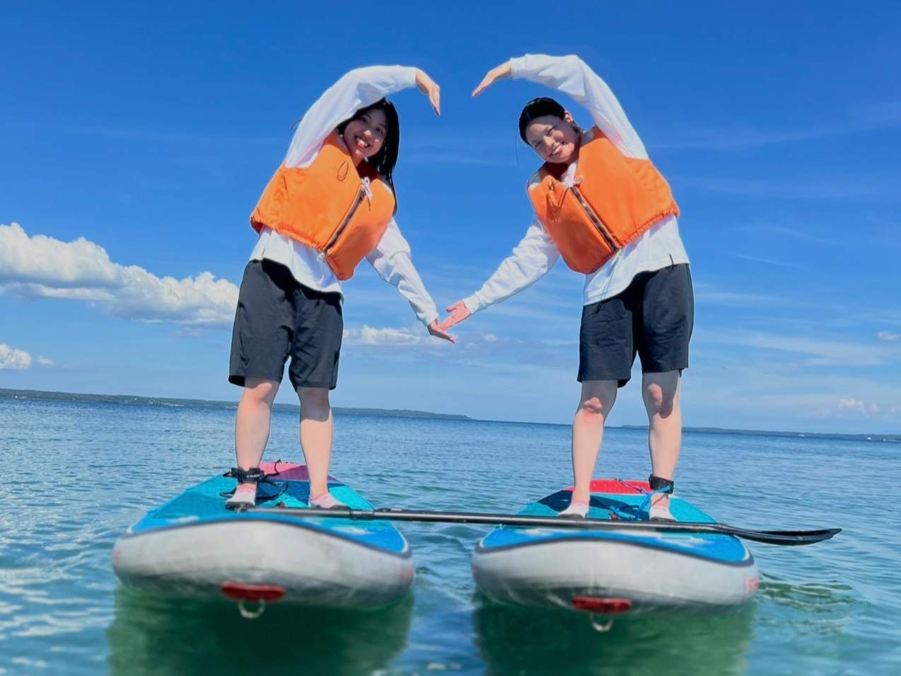 【能登・穴水のSUP(サップ)スクール(JSPA公認)】透明度の高い鏡面ベタ凪の...