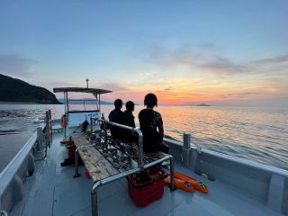 サンセットボートツアー