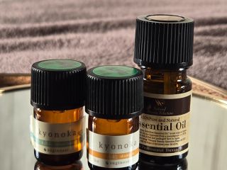 ご使用頂く和精油のほとんどが京都産!高級和精油「杉乃精」様の精油を使用しています