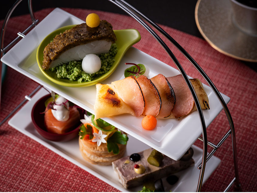 ̃sX^`Io^[Ă@FfbgE]bgƋɁ^WHǂƃgt|eg̃N[v݁@ĂSd