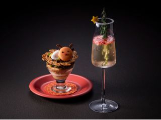 ピスタチオバタークリームのパリブレストパフェと、ライチの爽やかな甘みといちごの程よい酸味が調和したスパークリングカクテルのセット。