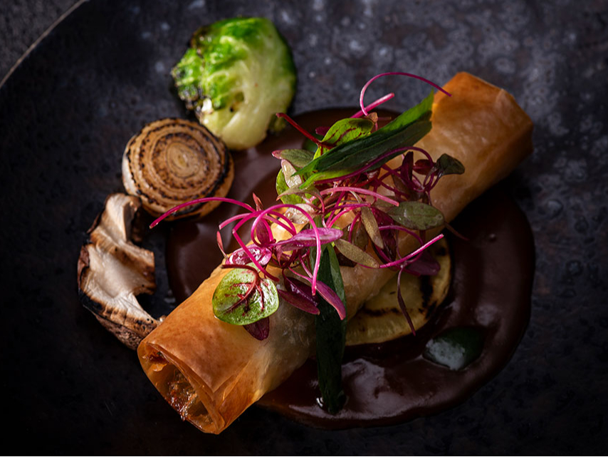 �p���p���̐H���̒�����A�I�̎|�����܂񂾒��悢�e�͂̑�ƃn�[�u�̍��肪�L����܂��B �b�k�ނ̃A�����P�[�k�\�[�X�ƂƂ��ɂ��y���݂��������B 