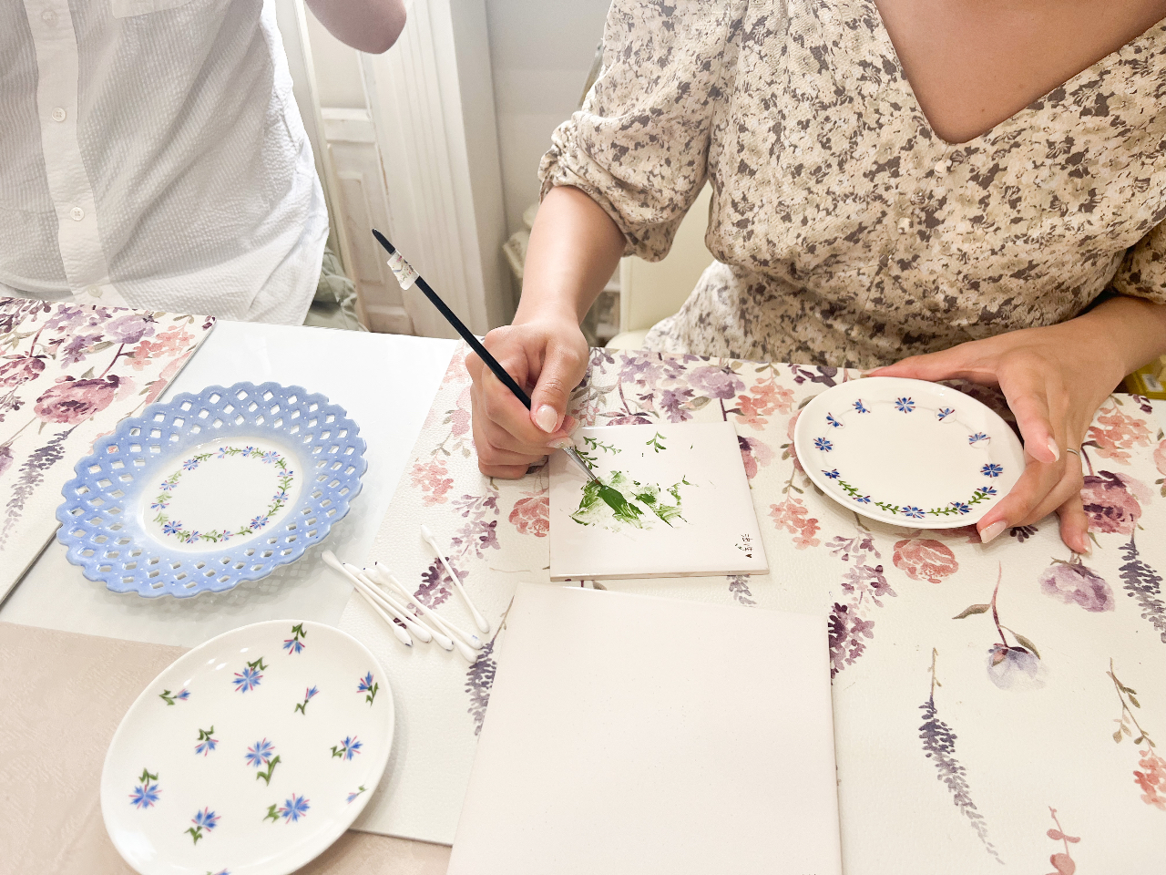 千葉・柏】初めての絵付け体験☆ヨーロピアンチャイナペインティング