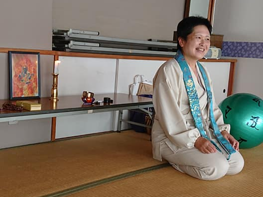 おまもりをつくっていただきながら、癒しのお話をしますよ。