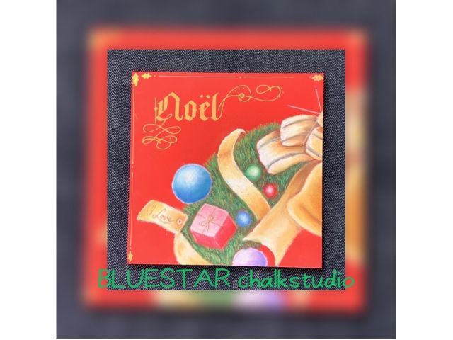 真っ赤なボードに、チョークアートで『クリスマスリース』を描いてみませんか?今年最後の挑戦に!(^^) プレゼントにも最適!