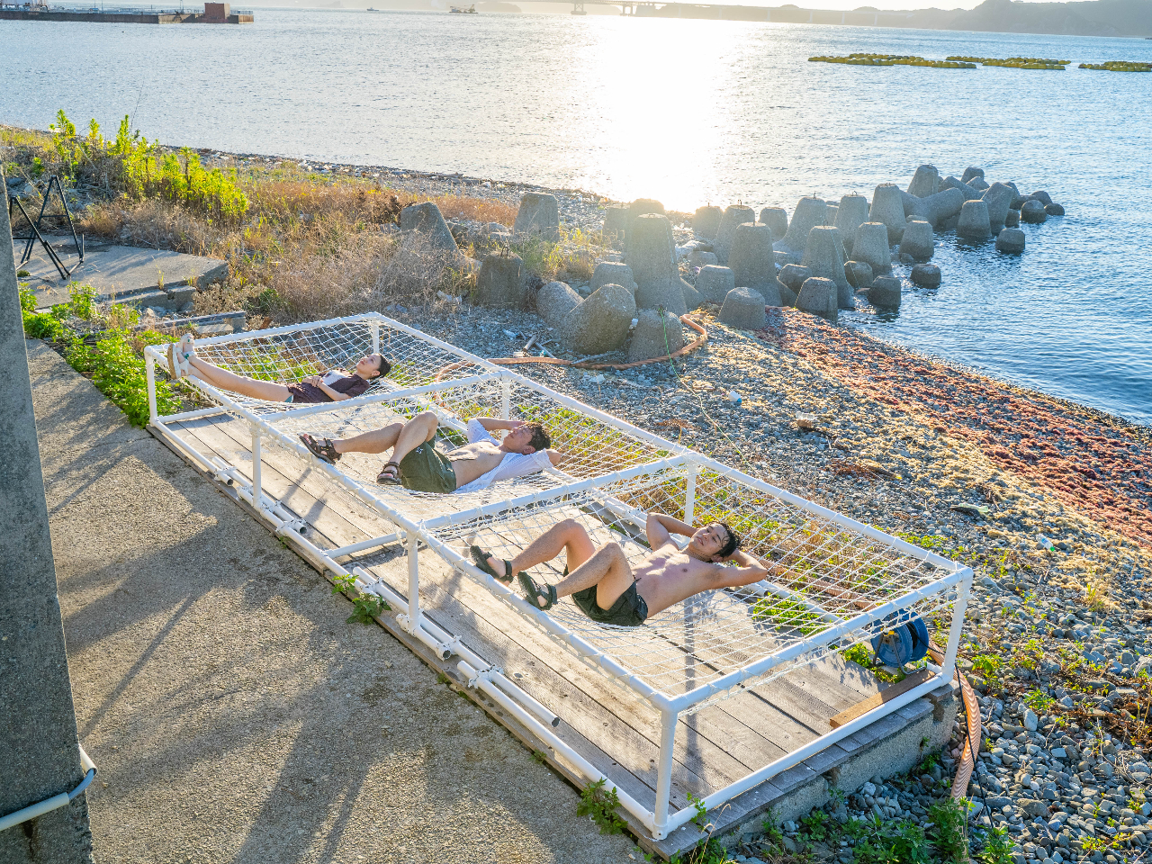 日帰りテントサウナプラン】選べる昼・夕の2部制！廃工場跡地×海ダイブ