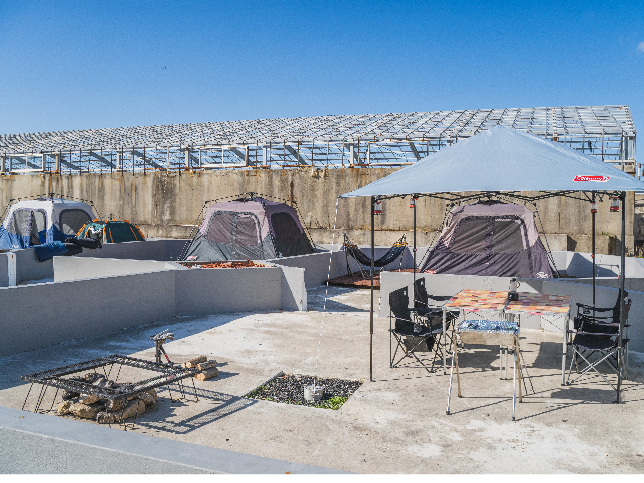 �L�X��ԂŃA�E�g�h�A�̌�