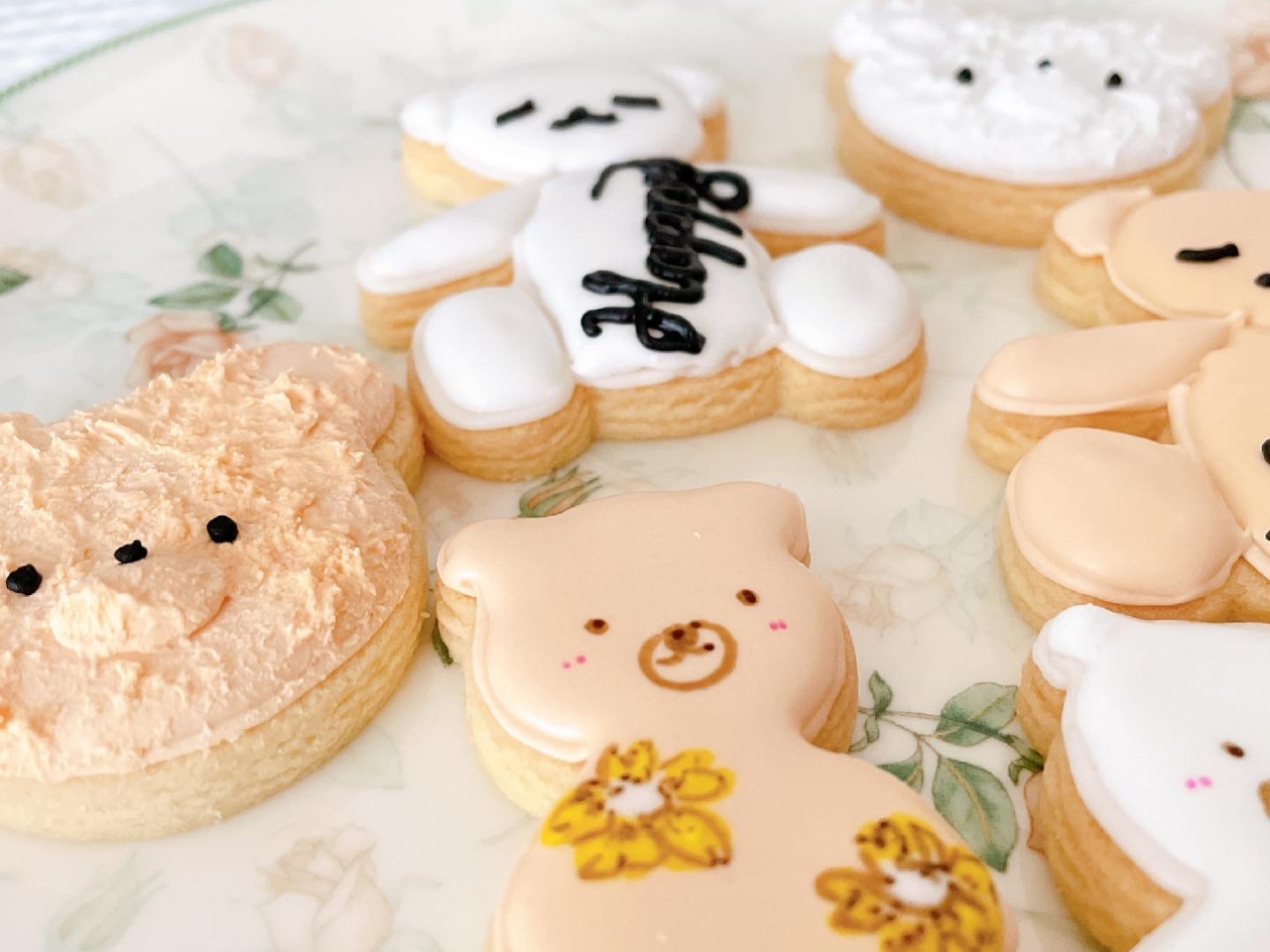 栃木市 お菓子作り ふわふわお顔のクマさん 花柄クマさん メッセージクマさん の3種類が作成できます かわいいクッキーでデコレーション 女性におすすめ カップケーキ専門店an Sweets じゃらん遊び体験