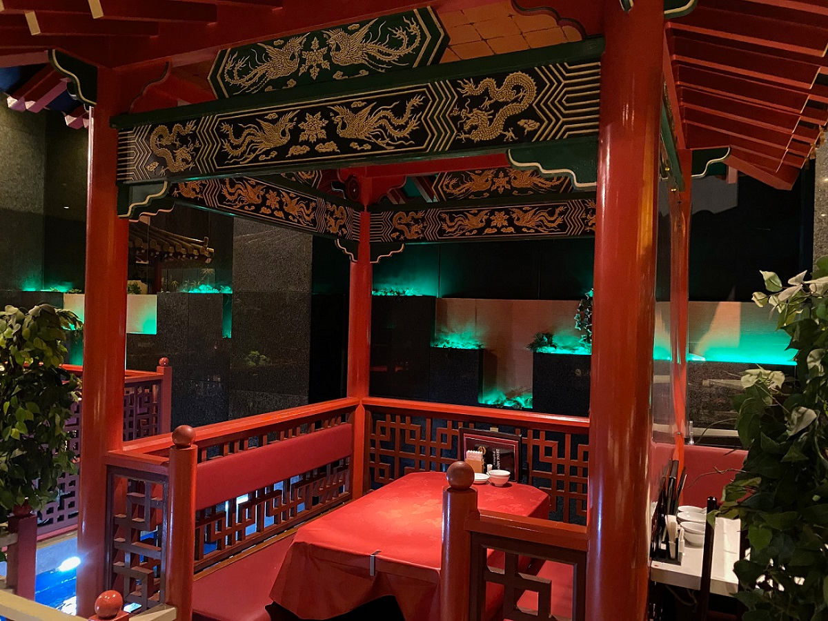 XłIÓAl؊XŗB̒ŐN̗jٗ񋟂Ă邨XłB{C[WԂƂȂĂ܂B