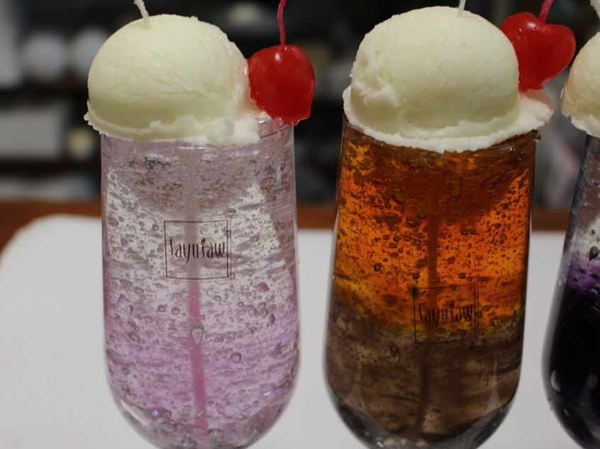 シュワシュワの炭酸みたいなキャンドルが可愛い