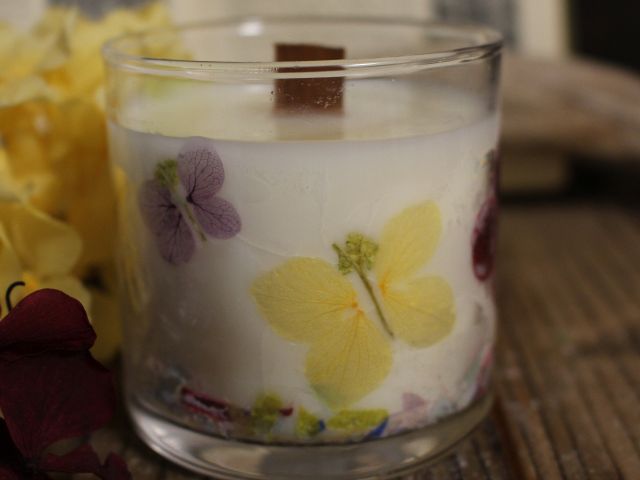 お花で蝶々を表現したrお客様作品!