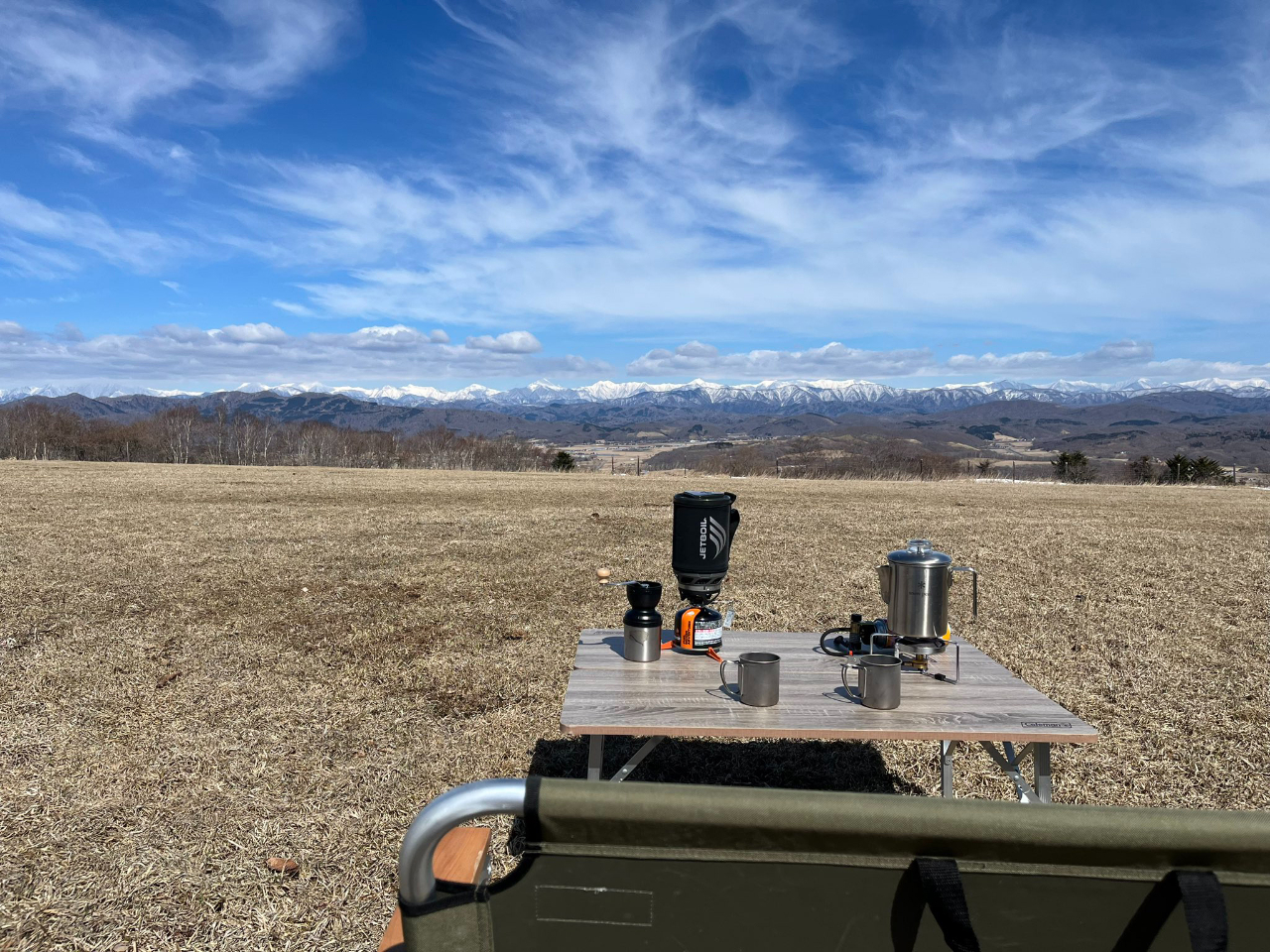 雄大な日高山脈を一望できます