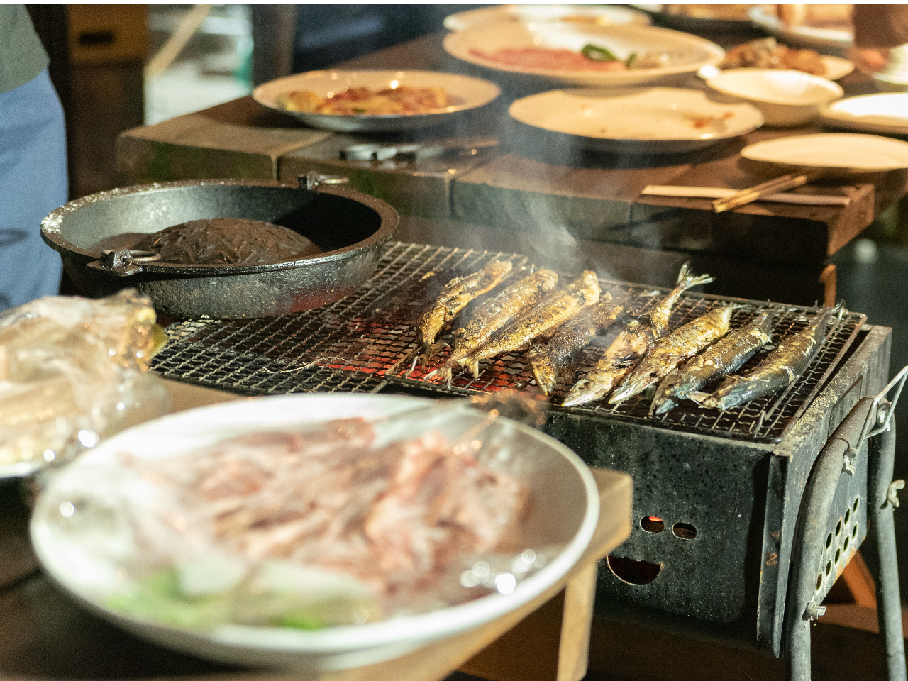季節の野菜を収穫♪そのままBBQで食べることができます。