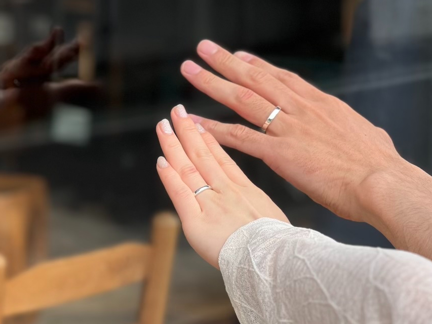 お二人だけの特別なシルバーリングの製作ができます。職人が一緒に作業しますので、必ず完成度の高いリングに仕上がります!