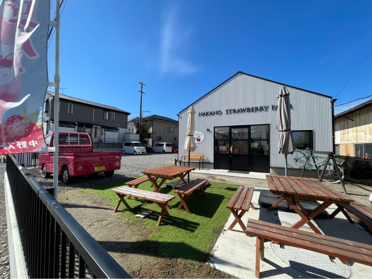 t{݁iJtFEj̑Oɂ̓eXȂpӂĂ܂BVC̗ǂ͐񂲗pB