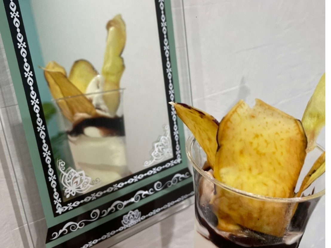 収穫したサツマイモを使用したパフェ