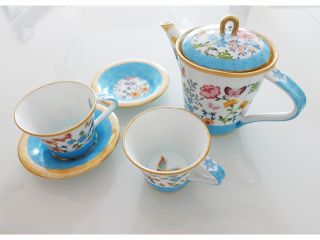 ティーセット(セットは数回のレッスンが必要です。)