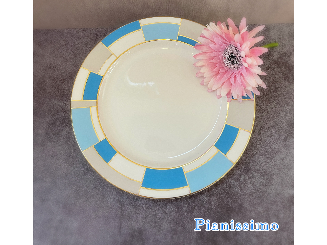 ケイトスペード風プレート(スキルアップレッスン 2回目のレッスンが必要です。)