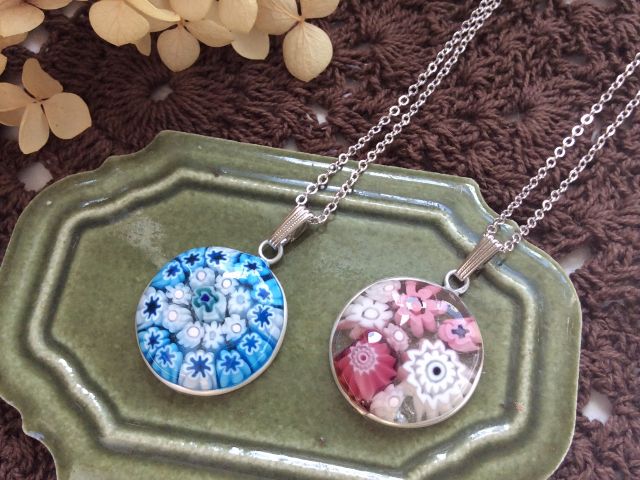 こちらが基本の銀枠です。