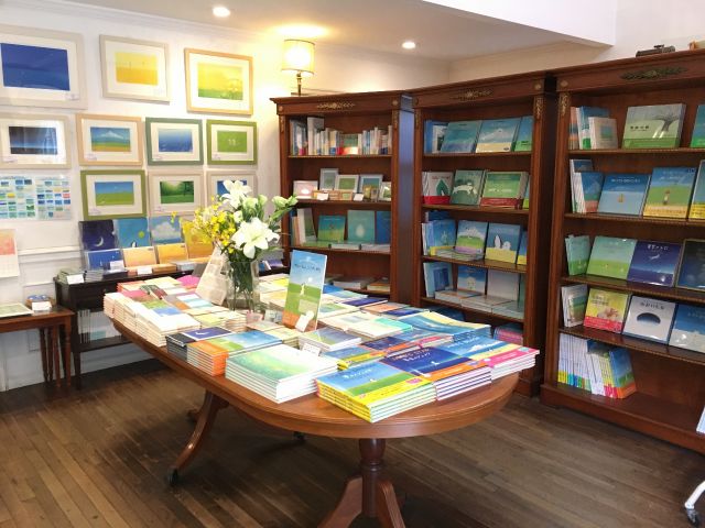 訪れる人は誰でも我が家のようにくつろぐことができるのです。