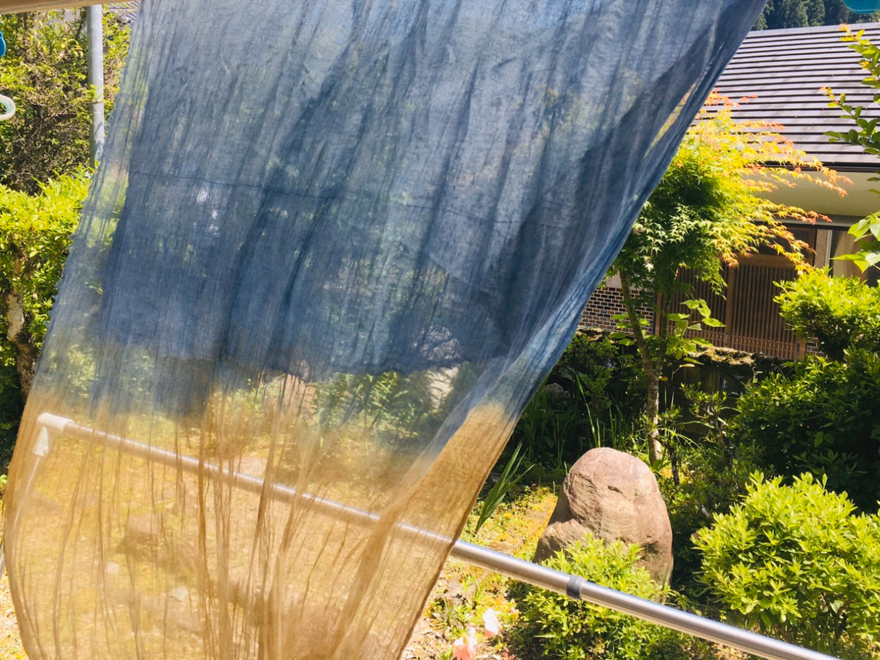 ガーゼのような質感です