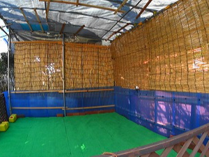 会場は半屋外となりますので、寒暖はご了承ください