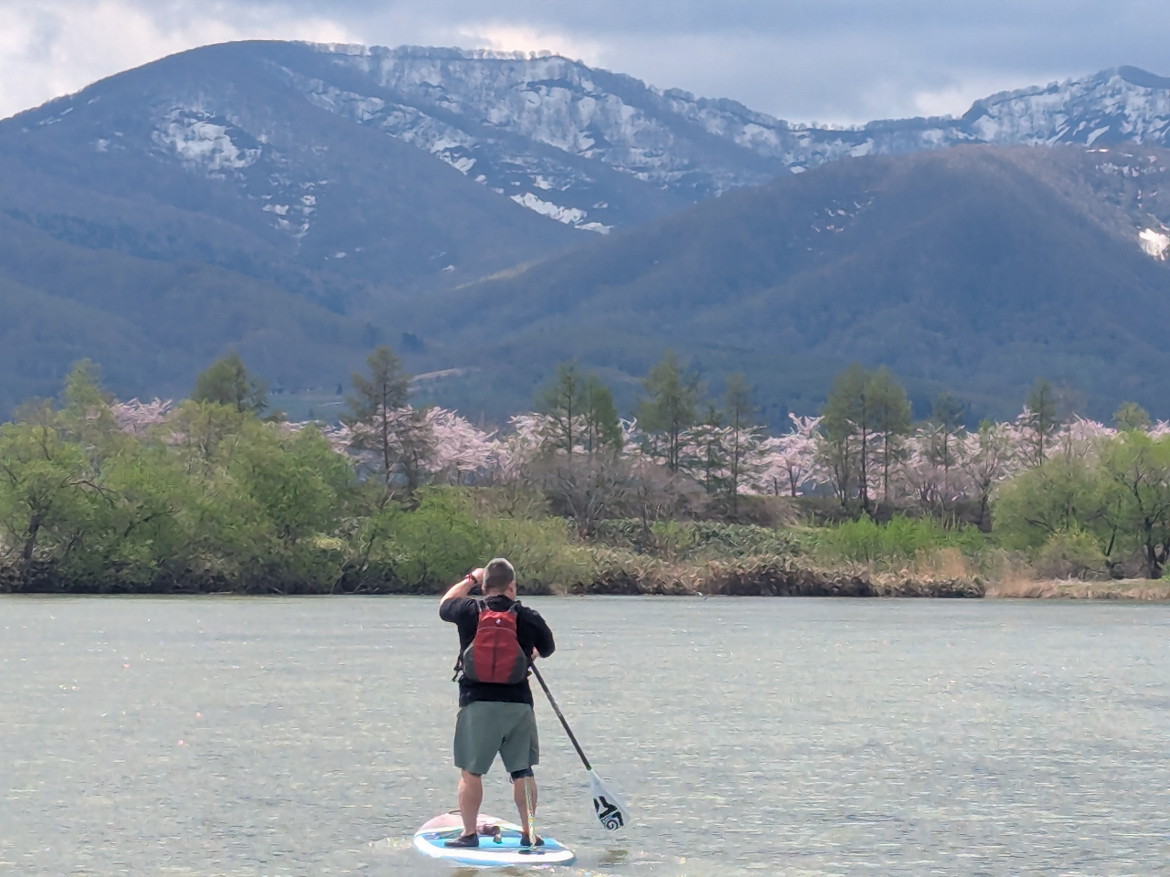 �J��������i�F�̒��ŁB�R�����̐�ƍ��̃R���g���X�g�͕K���ł�