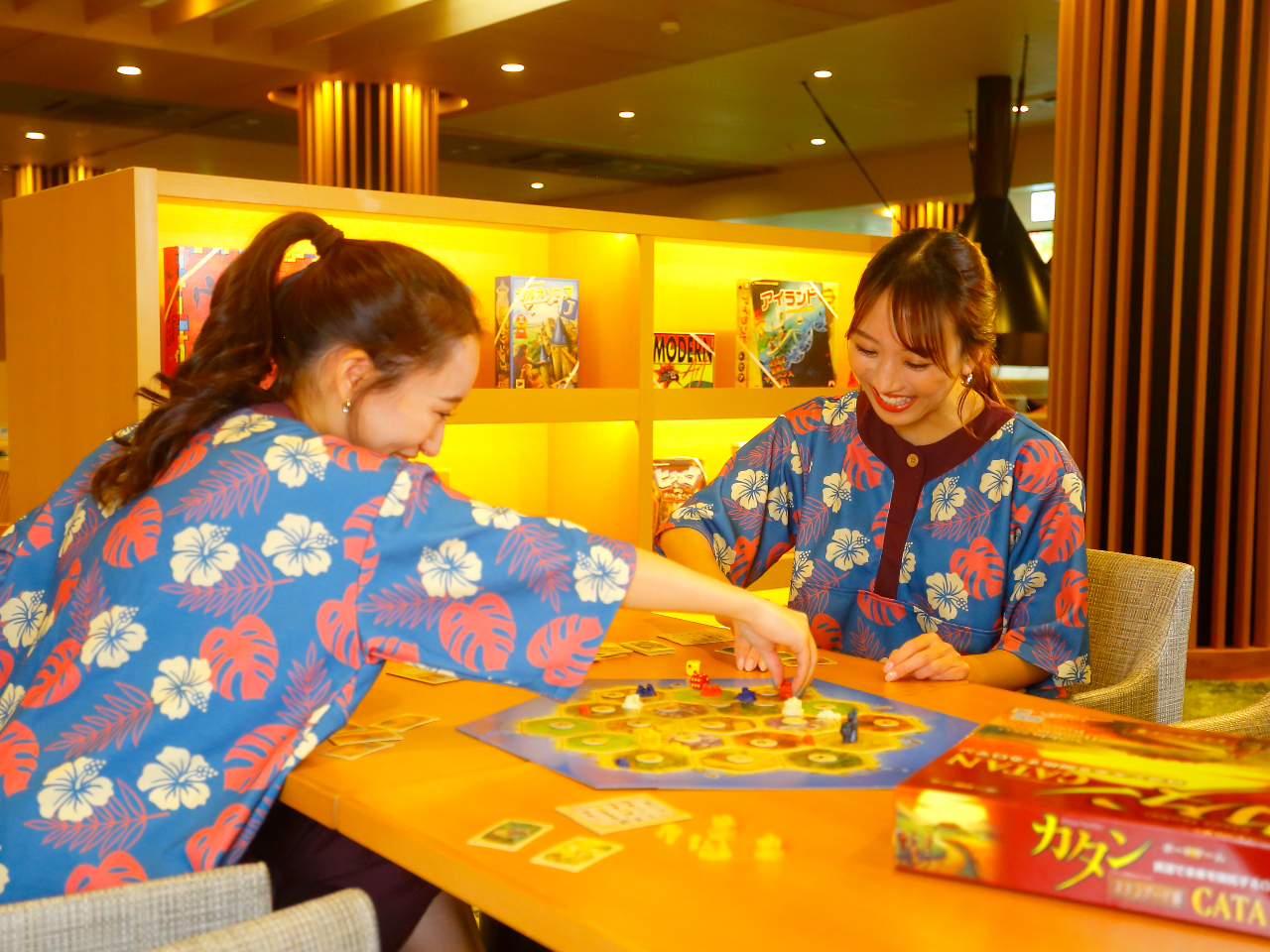 くつろぎエリアではボードゲームも遊び放題!お子様からご年配の方までお楽しみいただけます。