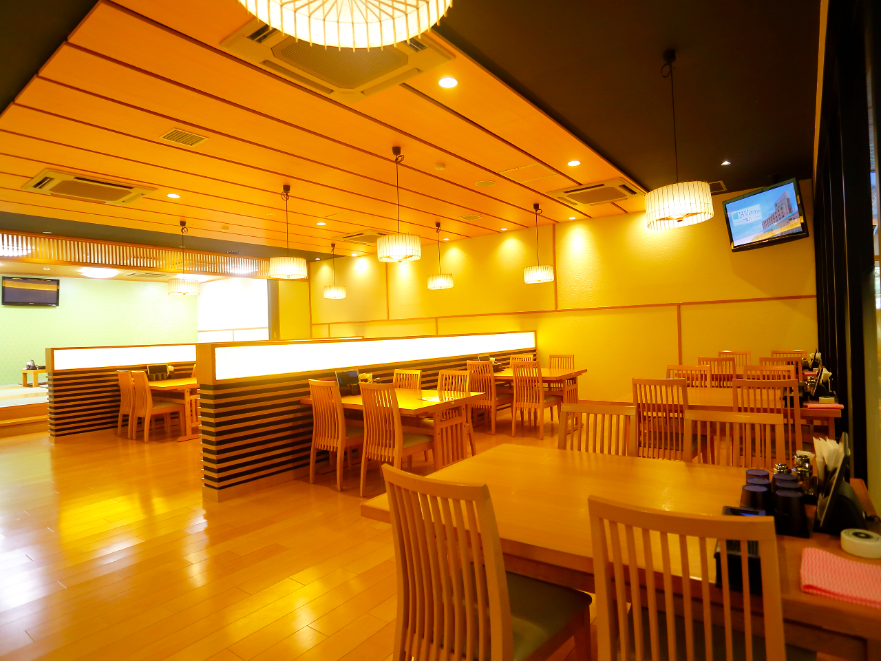 yXgz{iaHZԂł́AF{̔nh⃊[YiuȒHȂǁAj[LxɑĂ܂I