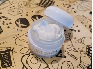 ふわふわもこもこのクレイファンデーションができます♪