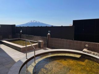 露天風呂(男女):晴れた日には岩木山も一望できます