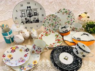 完成品イメージ♪ 体験レッスンでは19pリムプレートの作成ですが、後日フリーレッスンにてお揃いのカップ&ソーサーなどを作成する事も出来ます。