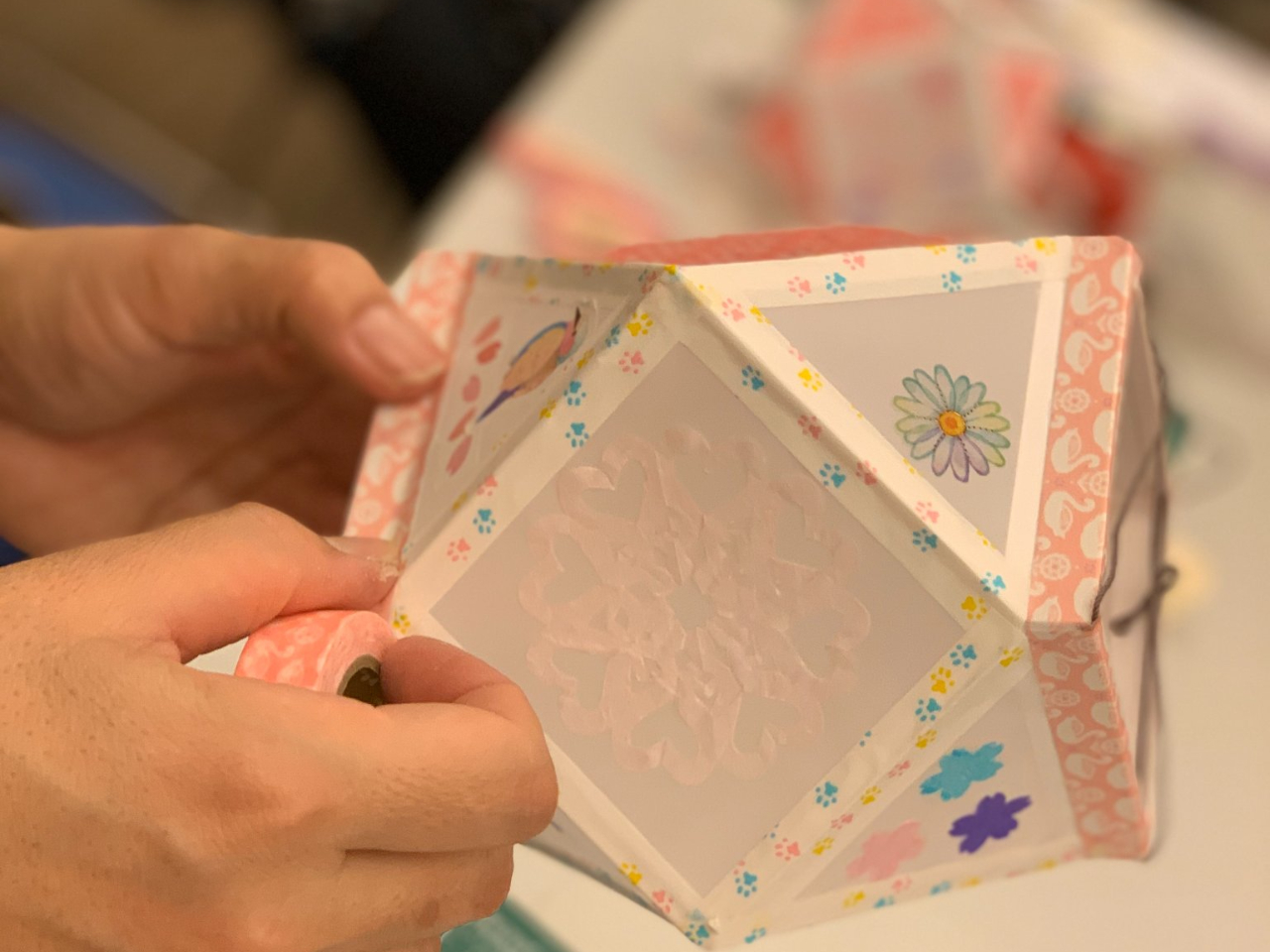 装飾は折り紙・シール他自由〜仕上げは倉敷発祥マスキングテープで決まり