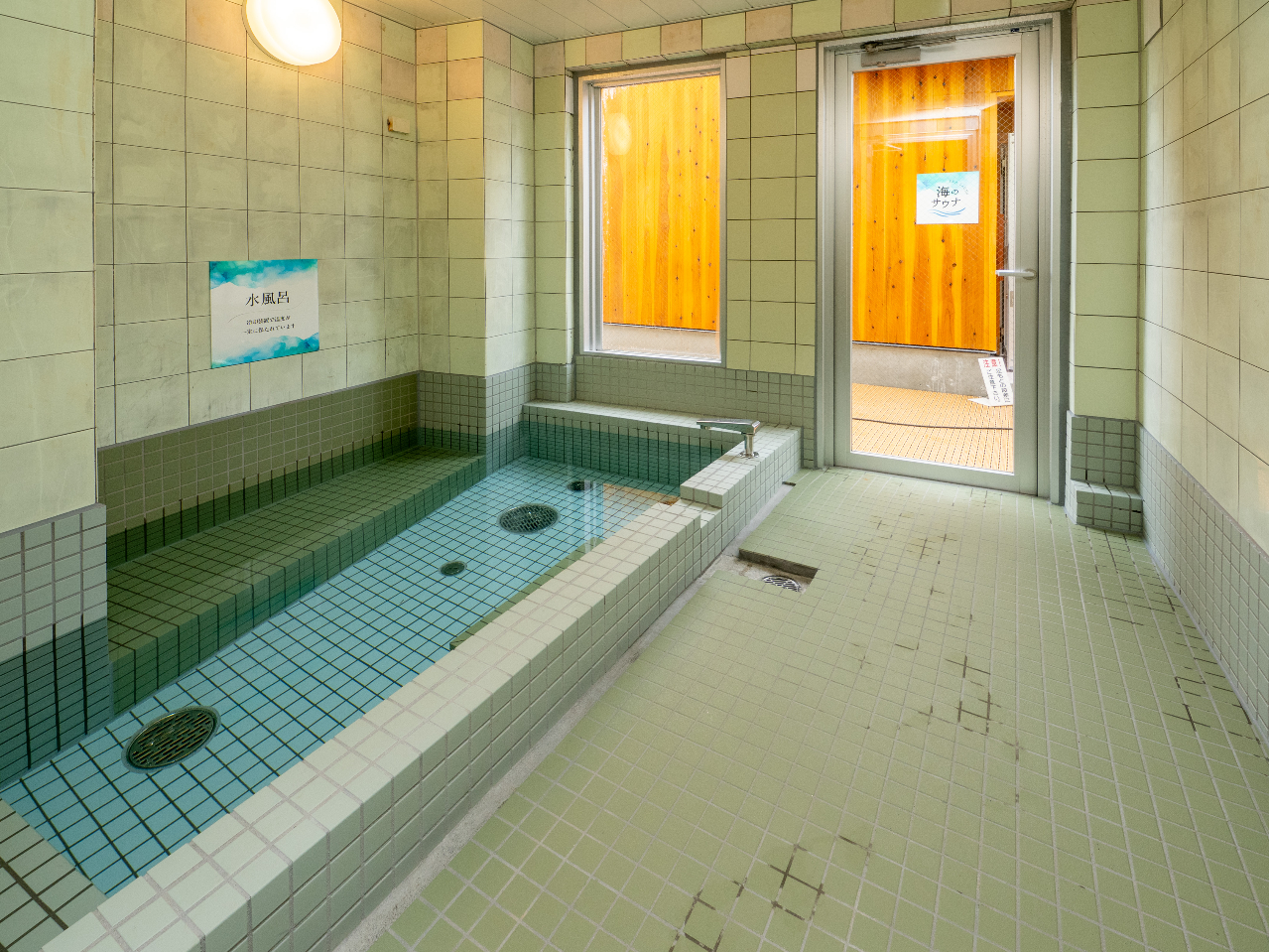 キンキンに冷えた水風呂で整う♪